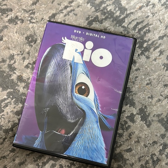 Rio DVD + Digital HD - Picture 1 of 1